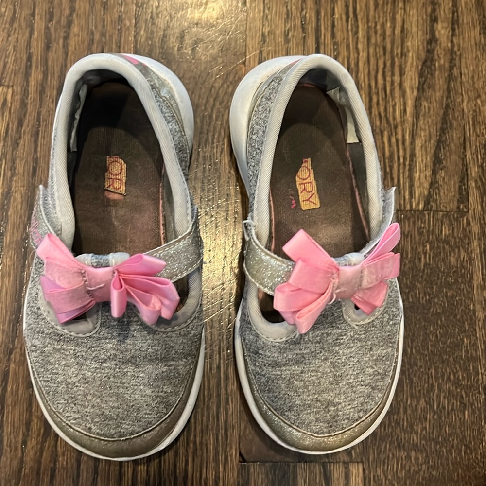 👗Size 9 girls shoes